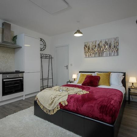 King Sized Luxury - Stylish Studio Flat Blackpool Exteriör bild