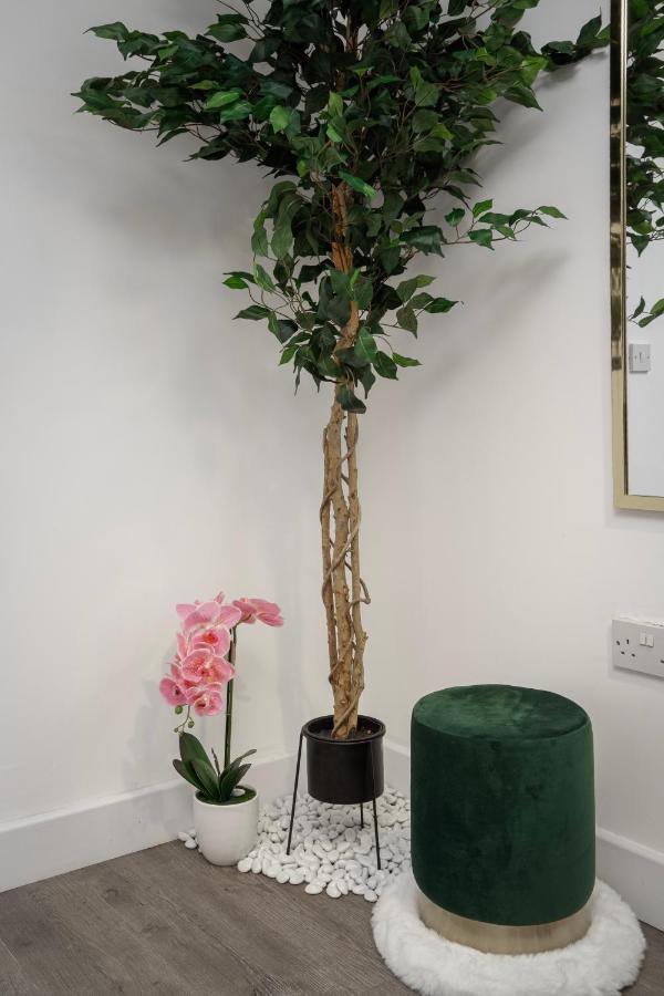 King Sized Luxury - Stylish Studio Flat Blackpool Exteriör bild