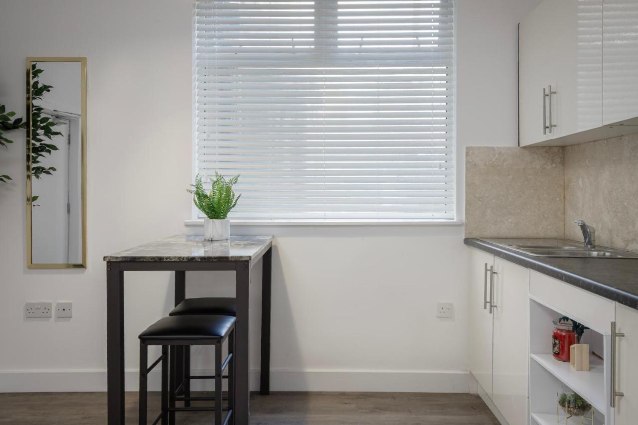 King Sized Luxury - Stylish Studio Flat Blackpool Exteriör bild