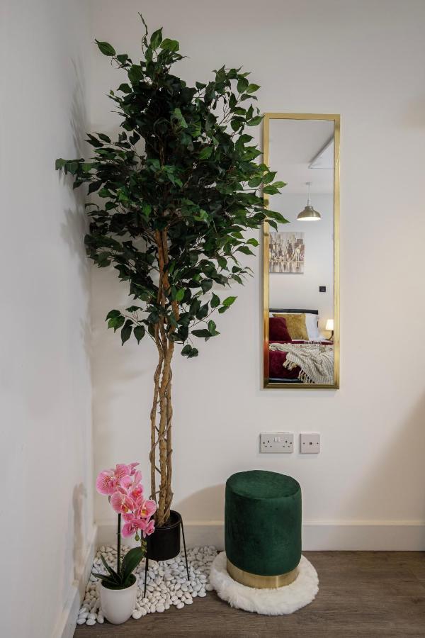 King Sized Luxury - Stylish Studio Flat Blackpool Exteriör bild
